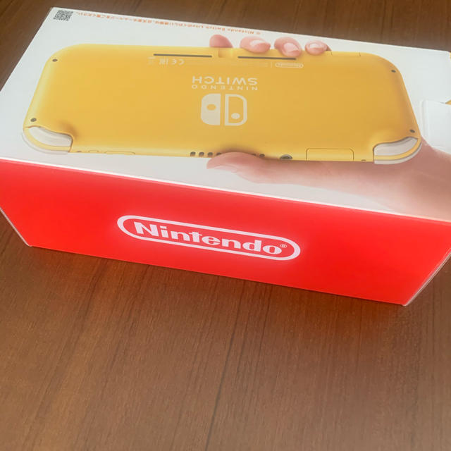 NINTENDO SWITCH LITE イエロー