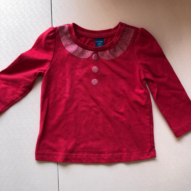 babyGAP(ベビーギャップ)のGAP ベビーの長袖ティシャツです。 キッズ/ベビー/マタニティのベビー服(~85cm)(シャツ/カットソー)の商品写真
