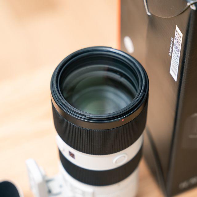 SONY(ソニー)の【美品】FE 70-200mm F2.8 GM OSS SEL70200GM スマホ/家電/カメラのカメラ(レンズ(ズーム))の商品写真