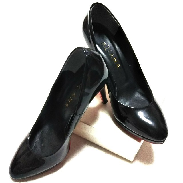 DIANA - 美品 DIANA パンプス 24,5 エナメル レッドソールの通販 by SHO'S.SHOES'''''s shop