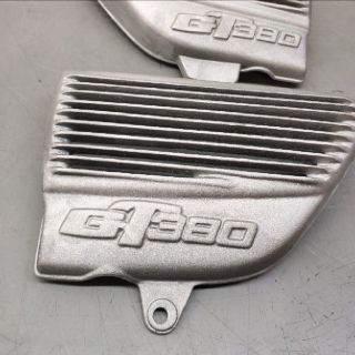 GT380 砂型アルフィンサイドカバー の通販 by ハナのバイクパーツ