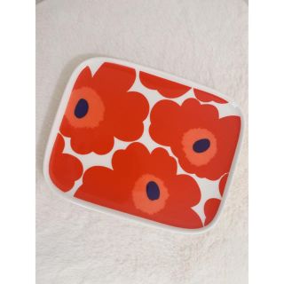 マリメッコ(marimekko)のマリメッコ（お皿）☆新品☆(食器)