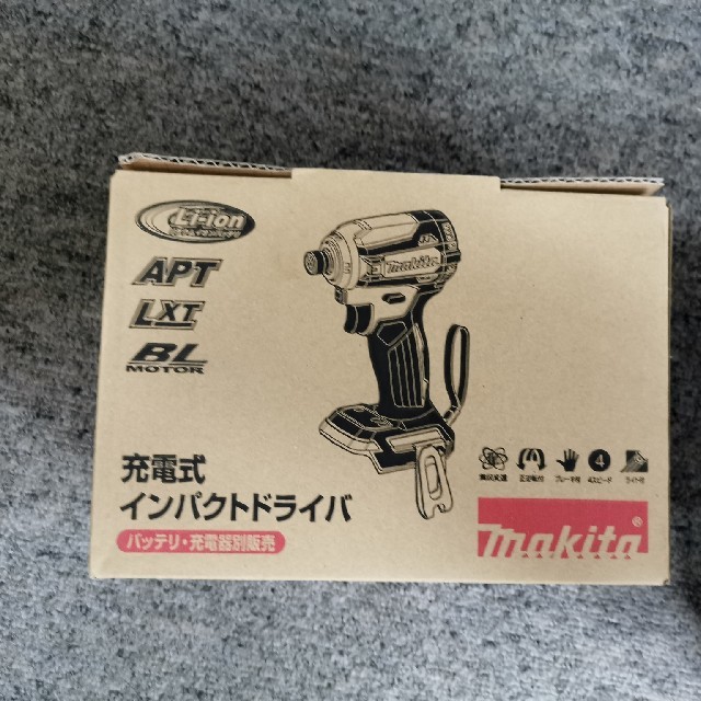 Makita(マキタ)の新品未使用　マキタ　makita　インパクトドライバー　TD171DZB 自動車/バイクのバイク(工具)の商品写真