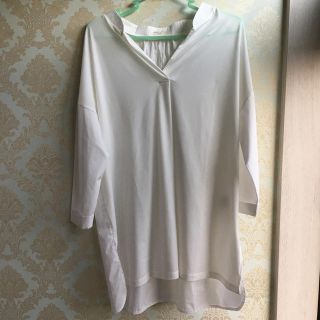 ショコラフィネローブ(chocol raffine robe)の【未使用】オフホワイト　ホワイト　スキッパーシャツ　七分丈(シャツ/ブラウス(長袖/七分))