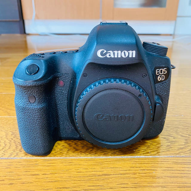 カメラキャノン EOS 6D フルサイズ一眼レフカメラ ボディ