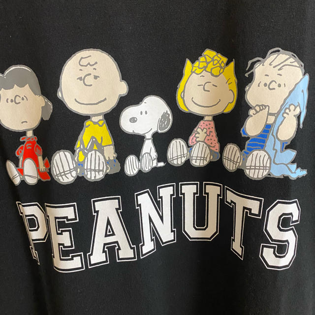 PEANUTS(ピーナッツ)の新品　PEANUTS スヌーピー　メンズ　プリント　Tシャツ　ブラック　LL メンズのトップス(Tシャツ/カットソー(半袖/袖なし))の商品写真