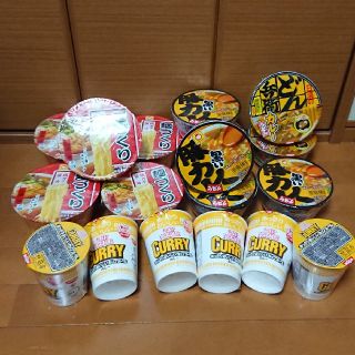 ニッシンショクヒン(日清食品)のカップラーメン 色々 18個 カレーうどん どん兵衛(インスタント食品)