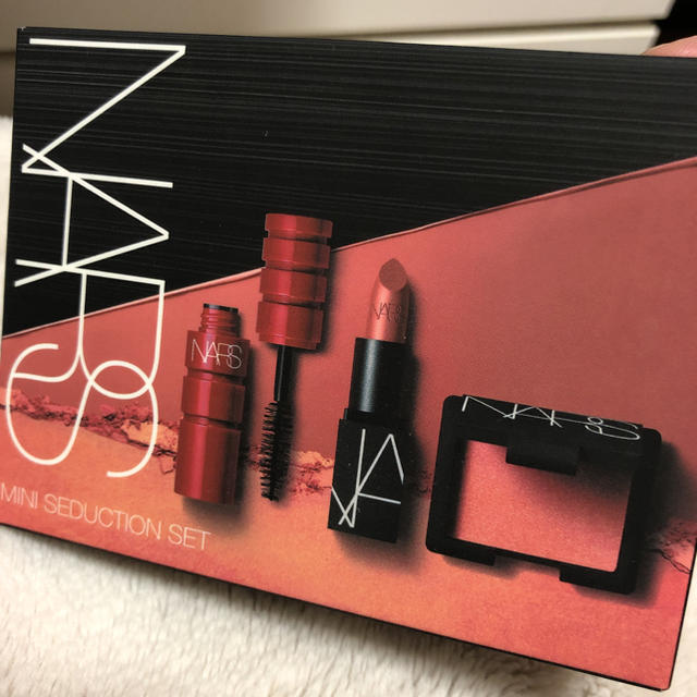 NARS(ナーズ)のNARS ミニセダクションセット コスメ/美容のベースメイク/化粧品(その他)の商品写真