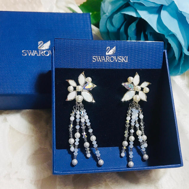 スワロフスキー　イヤリング　正規品　SWAROVSKI