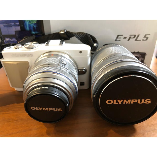 OLYMPUS E−PL5 E-PL5 ダブルズームキット ホワイトスマホ/家電/カメラ