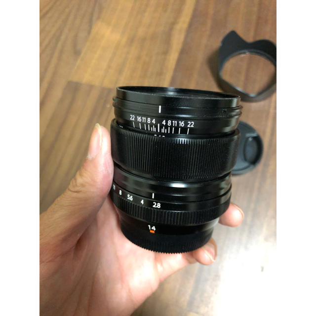 富士フイルム(フジフイルム)のFujifilm XF14mm F2.8 R 美品  スマホ/家電/カメラのカメラ(レンズ(単焦点))の商品写真