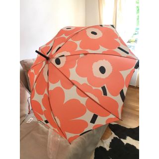 マリメッコ(marimekko)の長傘　ウニッコ　コーラル(傘)