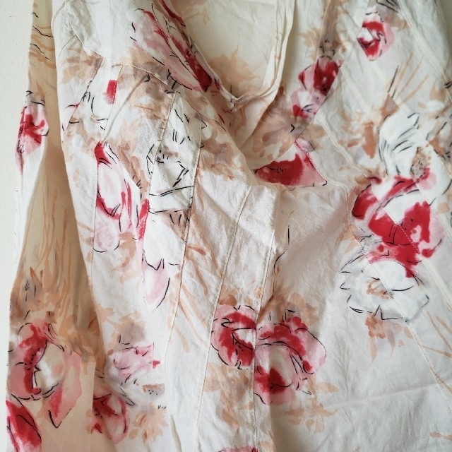 Marni(マルニ)のマルニノースリーブ花柄 レディースのトップス(シャツ/ブラウス(半袖/袖なし))の商品写真