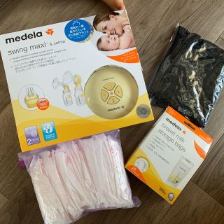 ピジョン(Pigeon)の32,500円相当　メデラ　電動搾乳機　ダブルポンプ　美品　搾乳ブラ　おまけつき(その他)