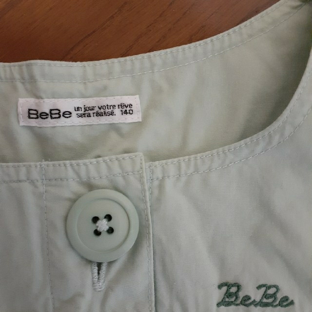 BeBe(ベベ)の女の子140ワンピース キッズ/ベビー/マタニティのキッズ服女の子用(90cm~)(ワンピース)の商品写真