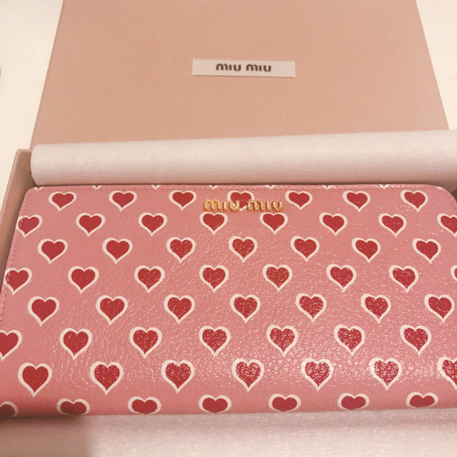 値下げ♡miumiu♡ハート柄長財布♡マドラス♡ピンク新品未使用