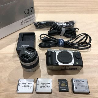 ペンタックス(PENTAX)の値下げ⭐︎PENTAX ミラーレス一眼 Q7 ダブルズームキット※望遠レンズ欠品(ミラーレス一眼)