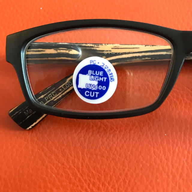 ブルーライト軽減/UVカット機能付き老眼鏡(1.0,1.5,2.0,2.5) レディースのファッション小物(サングラス/メガネ)の商品写真
