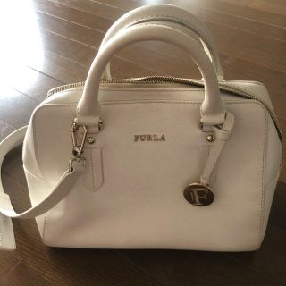 フルラ(Furla)のFURLA バック　ホワイト(ショルダーバッグ)