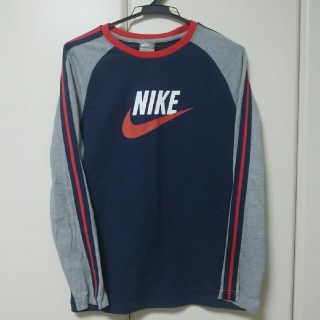 ナイキ(NIKE)のオレンジ様　NIKE　長袖Tシャツ　160㎝(Tシャツ/カットソー)