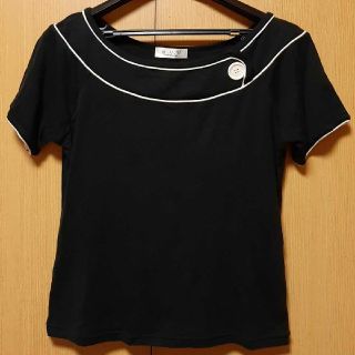 アーヴェヴェ(a.v.v)のアーヴェヴェ 黒トップス(Tシャツ(半袖/袖なし))