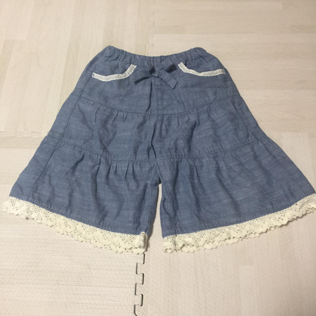 Biquette(ビケット)のbiquette  デニムガウチョパンツ 90サイズ キッズ/ベビー/マタニティのキッズ服女の子用(90cm~)(パンツ/スパッツ)の商品写真