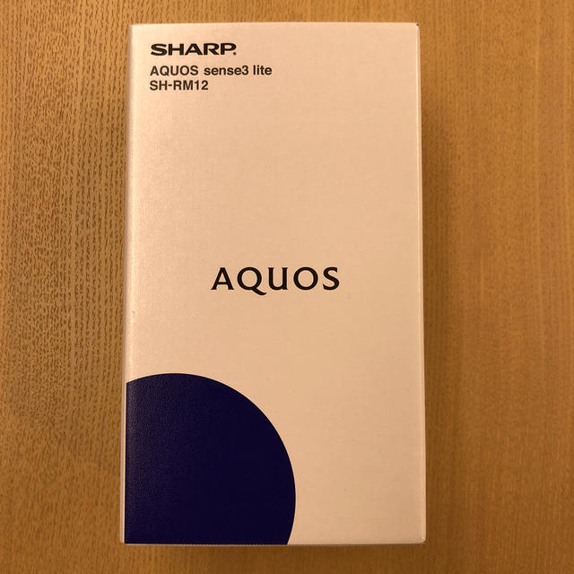 AQUOS(アクオス)の楽天モバイル AQUOS sense3 lite ライトカッパー【新品同様】 スマホ/家電/カメラのスマートフォン/携帯電話(スマートフォン本体)の商品写真