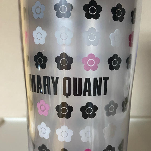 MARY QUANT(マリークワント)の値下げしました❗️マリークワント●ノベルティタンブラー●大のみ●未使用品 インテリア/住まい/日用品のキッチン/食器(タンブラー)の商品写真