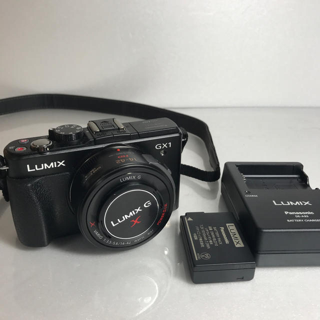 Panasonic(パナソニック)のPanasonic DMC-GX1 14-42mm レンズキット スマホ/家電/カメラのカメラ(ミラーレス一眼)の商品写真