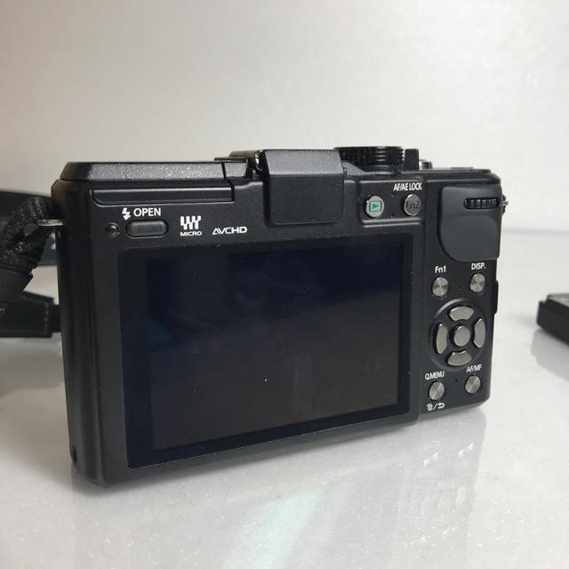 Panasonic(パナソニック)のPanasonic DMC-GX1 14-42mm レンズキット スマホ/家電/カメラのカメラ(ミラーレス一眼)の商品写真