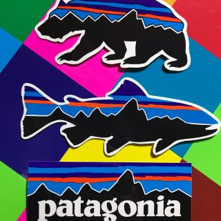 パタゴニア(patagonia)の★最新作★新品未使用　パタゴニア　フィッツロイ柄ステッカー　3枚セット　ベア(その他)