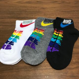 ナイキ(NIKE)の☆新品　NIKE ベビーソックス　(靴下/タイツ)