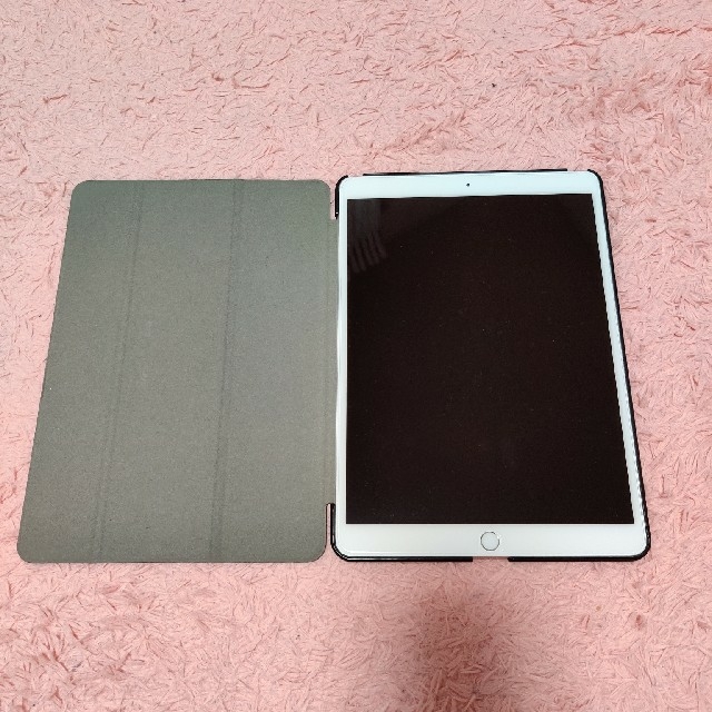 【オンライン限定商品】  iPad - wifi　64gd  air3　シルバー ipad タブレット