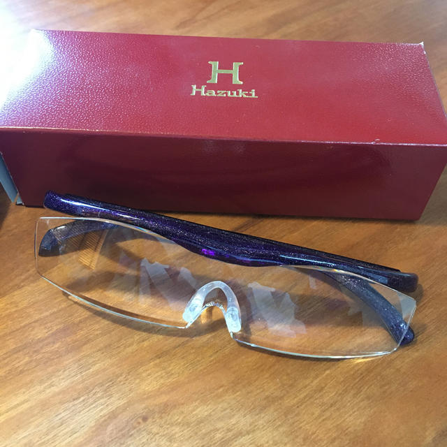ハズキルーペ　コンパクト　1、6倍　未使用　グリッター紫色 レディースのファッション小物(サングラス/メガネ)の商品写真