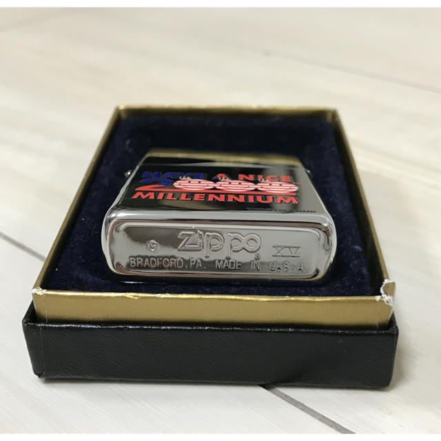 ZIPPO(ジッポー)のzippo 2000 ミレニアム　未使用 メンズのファッション小物(タバコグッズ)の商品写真