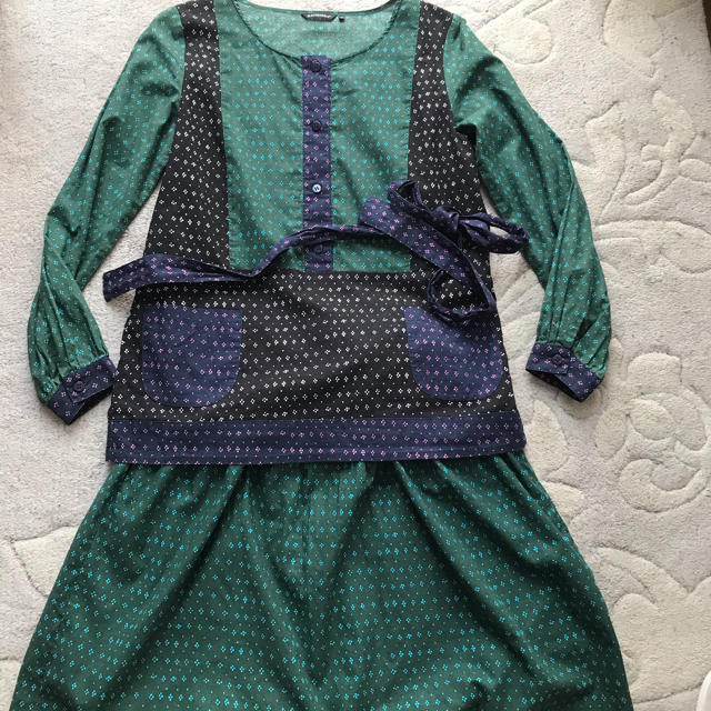 marimekko(マリメッコ)のkumako様専用marimekkoブラウス　スカート　セットアップ レディースのフォーマル/ドレス(スーツ)の商品写真