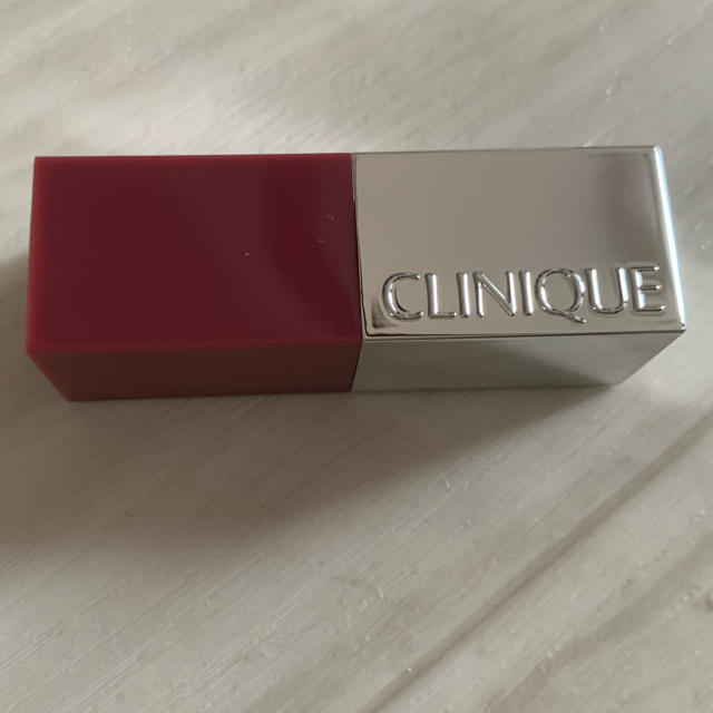 CLINIQUE(クリニーク)の新品クリニーク ポップ コスメ/美容のベースメイク/化粧品(口紅)の商品写真