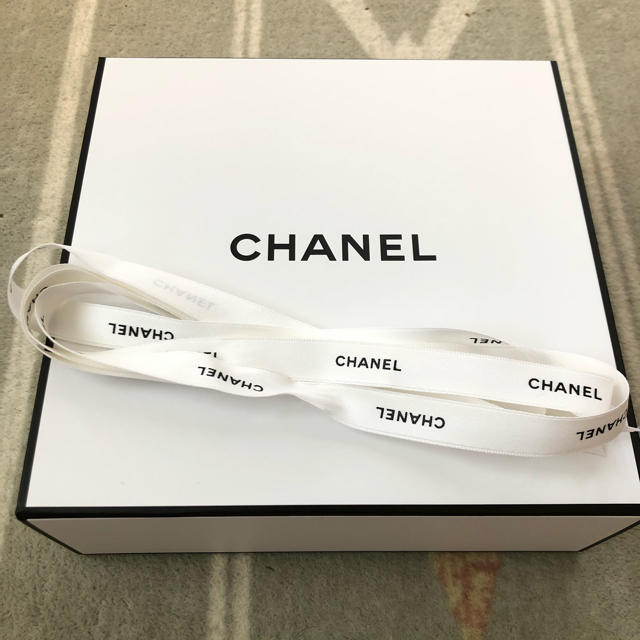 CHANEL(シャネル)の【美品】CHANEL シャネル ギフトBOX ボックス コスメ コスメ/美容のコスメ/美容 その他(その他)の商品写真