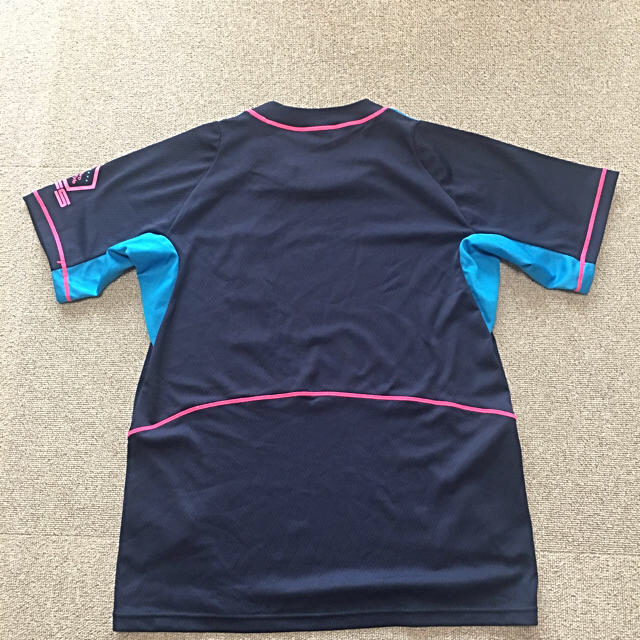 UMBRO(アンブロ)のumbro Tシャツ スポーツ/アウトドアのサッカー/フットサル(ウェア)の商品写真