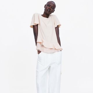 ザラ(ZARA)のザラ　アシンメトリートップス　XS(シャツ/ブラウス(半袖/袖なし))