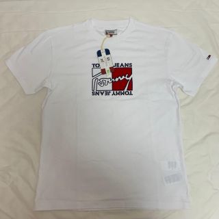 トミーヒルフィガー(TOMMY HILFIGER)の★新品タグつき★TOMMY JEANS トミー白Tシャツ(Tシャツ/カットソー(半袖/袖なし))