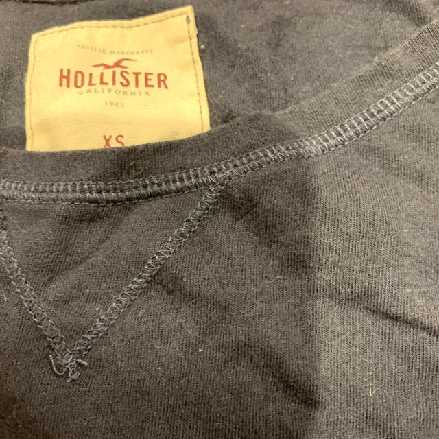 Hollister(ホリスター)のホリスター　Tシャツ　着丈短め レディースのトップス(Tシャツ(半袖/袖なし))の商品写真