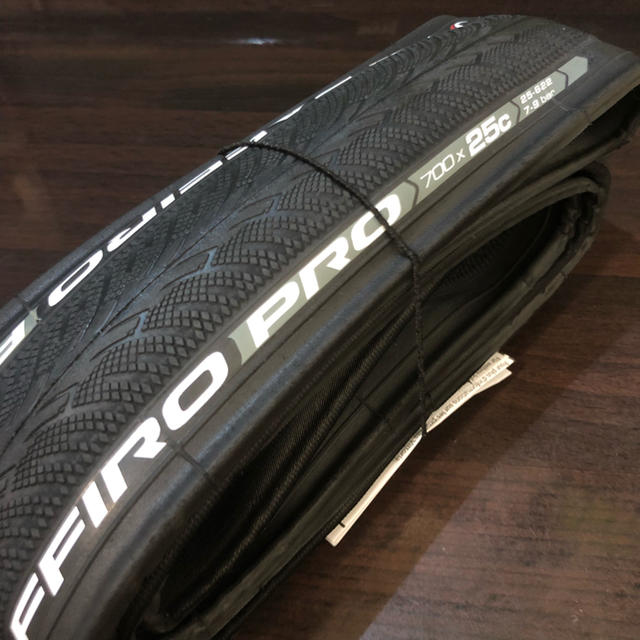 Vittoria Zaffiro pro 700×25c 2本セット
