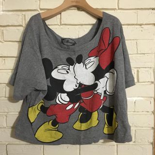 【送料込】ミッキー&ミニー♡ハグＴシャツ(Tシャツ(半袖/袖なし))