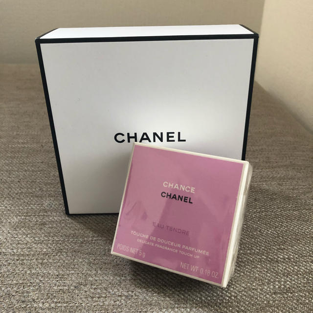 CHANEL ジェルパフュームコスメ/美容