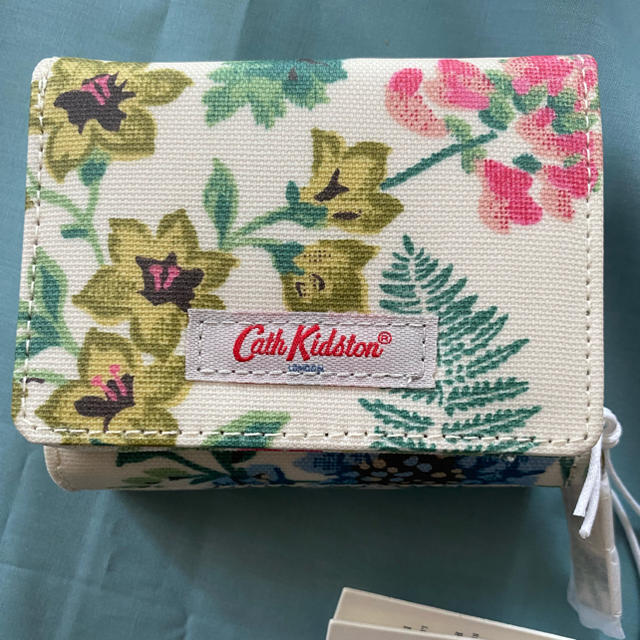 Cath Kidston(キャスキッドソン)の新品☆キャスキッドソン 財布 レディースのファッション小物(財布)の商品写真