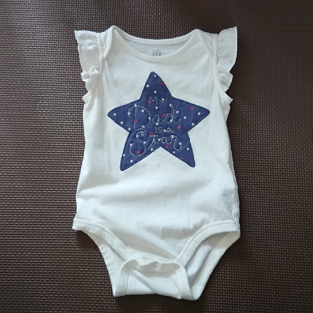 babyGAP(ベビーギャップ)のbaby GAP ロンパース 80㎝ キッズ/ベビー/マタニティのベビー服(~85cm)(ロンパース)の商品写真