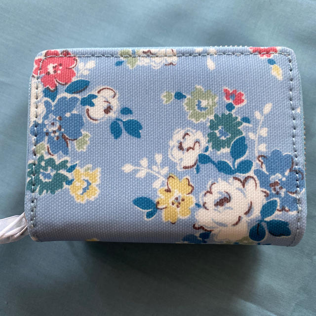 Cath Kidston(キャスキッドソン)の新品☆キャスキッドソン　財布 レディースのファッション小物(財布)の商品写真