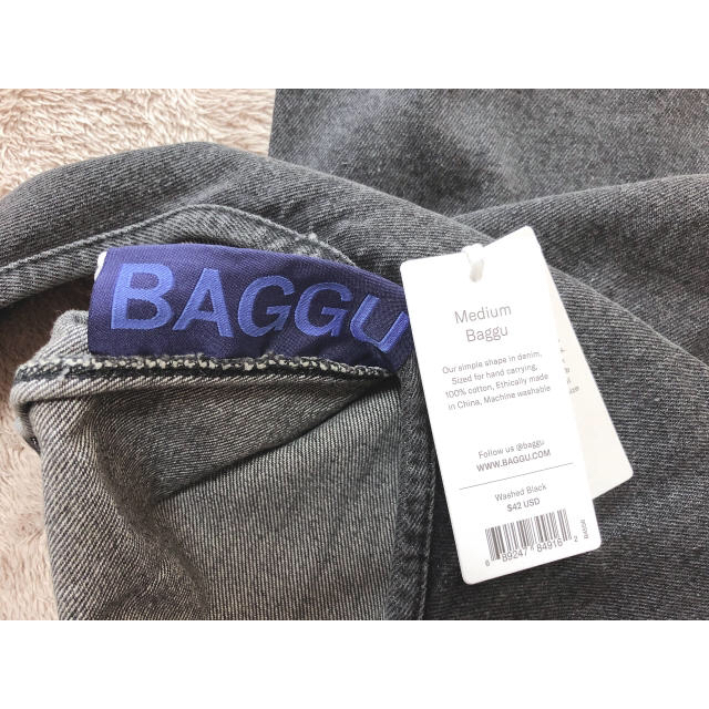 BEAMS(ビームス)の日本未発売⭐︎ BAGGUエコバッグ　デニムトート　トートバッグ　バグー レディースのバッグ(トートバッグ)の商品写真