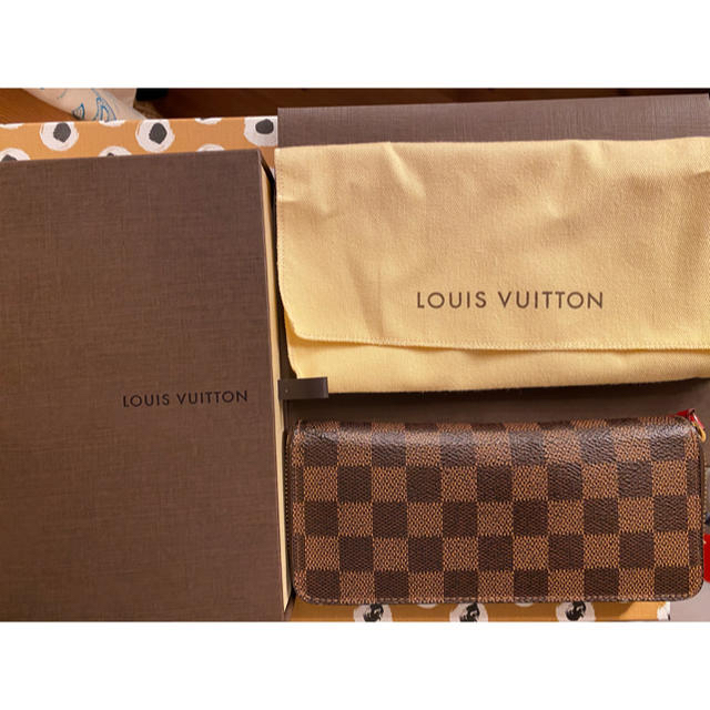 LOUIS VUITTON(ルイヴィトン)のLOUIS VUITTON ダミエ財布　正規品 レディースのファッション小物(財布)の商品写真